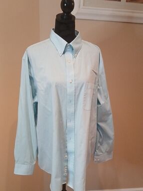 croft & barrow Light Blue Button-Down Dress Shirt